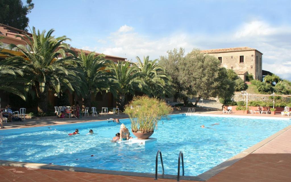 Hotel Villaggio Calaghena มอนเตปาโอเน ภายนอก รูปภาพ