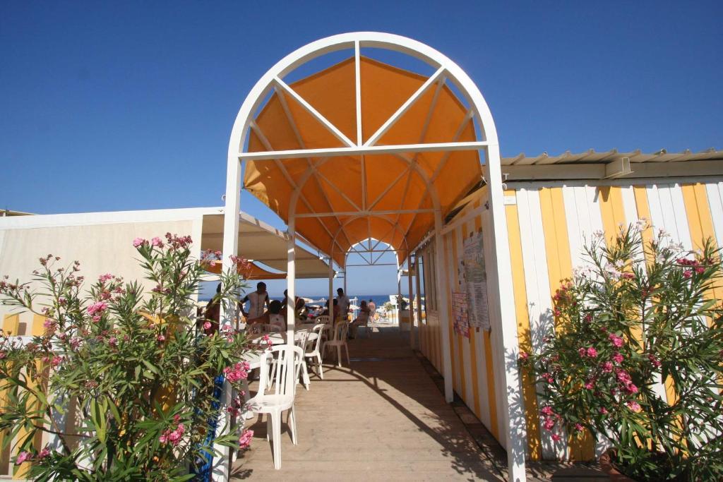 Hotel Villaggio Calaghena มอนเตปาโอเน ภายนอก รูปภาพ