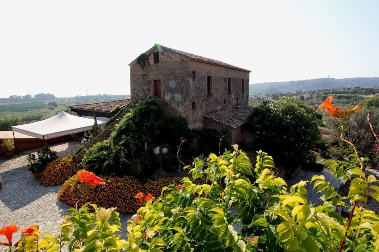 Hotel Villaggio Calaghena มอนเตปาโอเน ภายนอก รูปภาพ